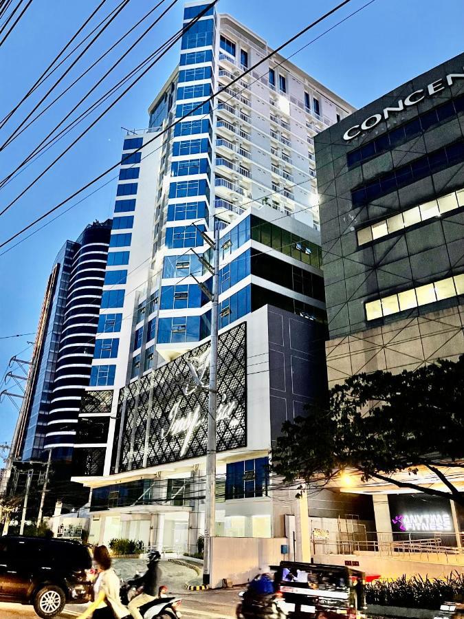 Inspiria Aparthotel Davao Exterior photo