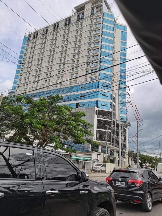 Inspiria Aparthotel Davao Exterior photo