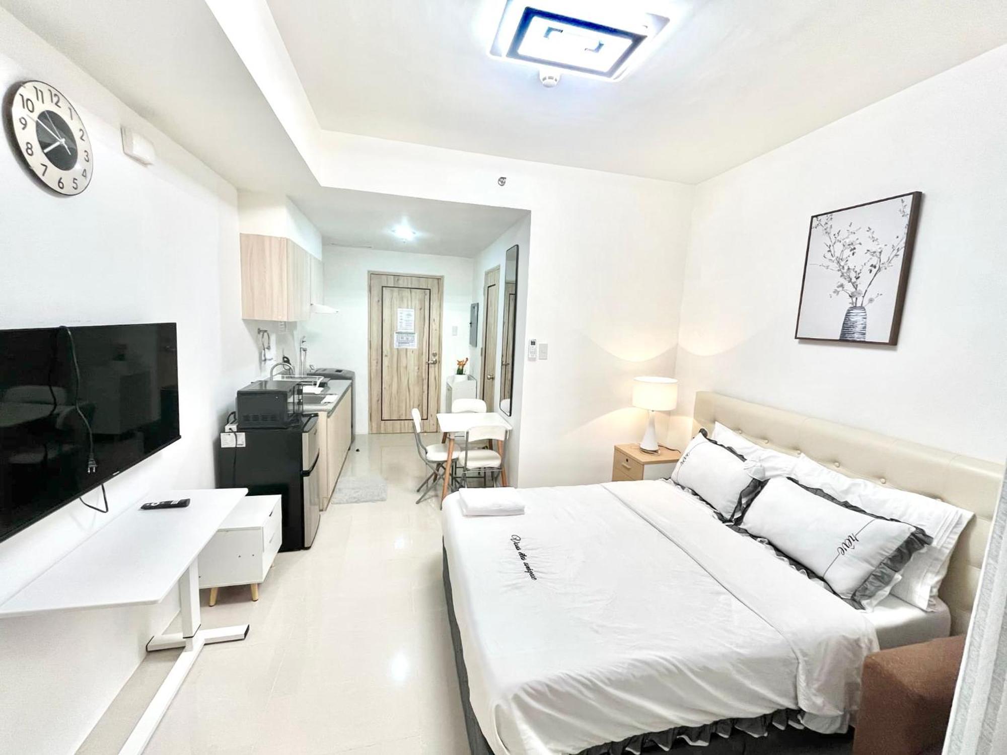 Inspiria Aparthotel Davao Exterior photo