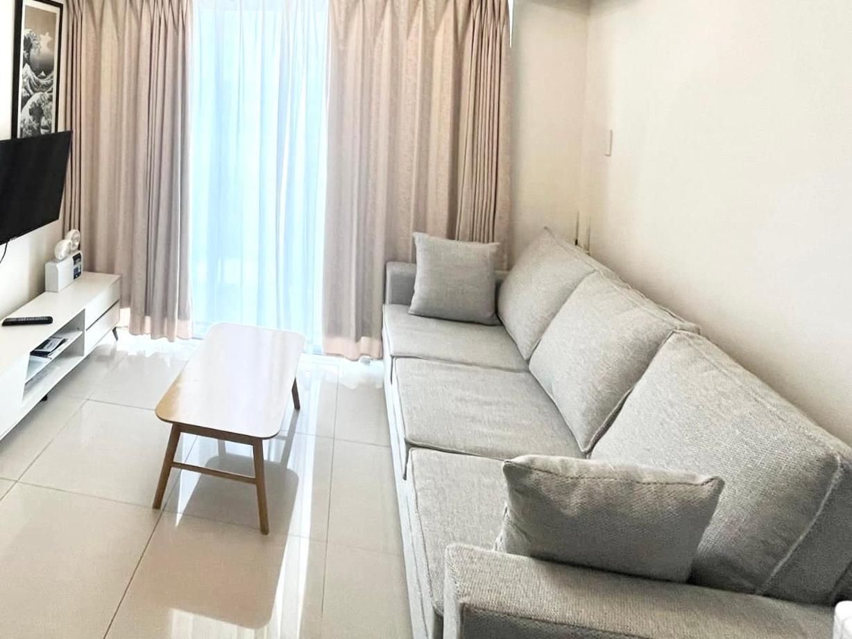 Inspiria Aparthotel Davao Exterior photo